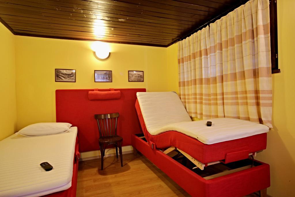 Private 4Br-2Ba Guest House Dryanovo With Pool And Free Parking エクステリア 写真